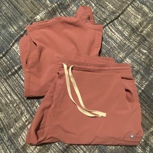 FIGS scrub set Muave color 🐙